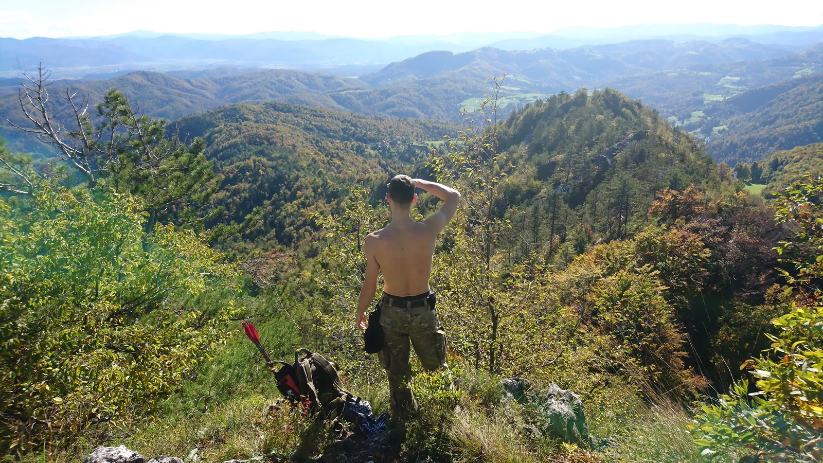 Razgled z gorskega grebena